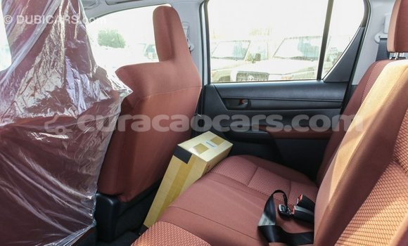 Buy Import Toyota Hilux White Car in Import - Dubai in Curacao Buy Import Toyota Hilux White Car in Import - Dubai in Curacao