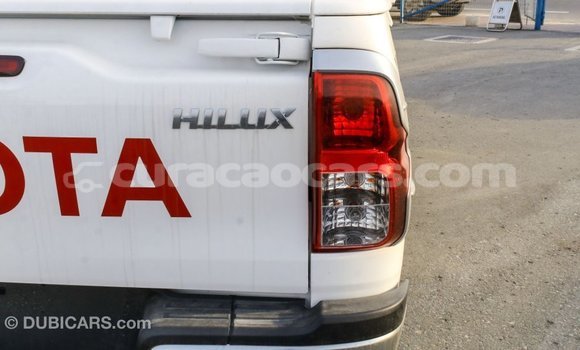 Buy Import Toyota Hilux White Car in Import - Dubai in Curacao Buy Import Toyota Hilux White Car in Import - Dubai in Curacao