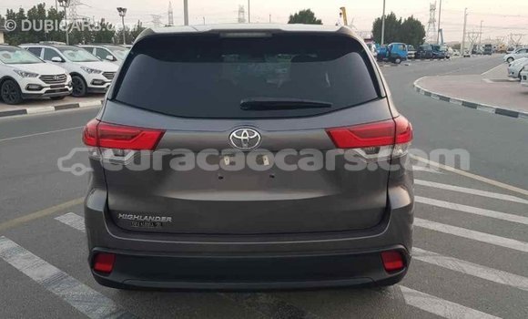 Buy Import Toyota Highlander Other Car in Import - Dubai in Curacao Buy Import Toyota Highlander Other Car in Import - Dubai in Curacao