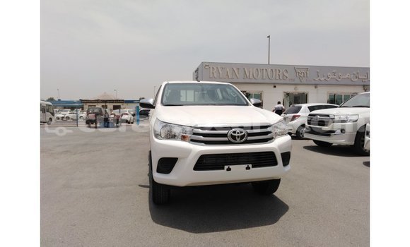 Buy Import Toyota Hilux White Car in Import - Dubai in Curacao Buy Import Toyota Hilux White Car in Import - Dubai in Curacao