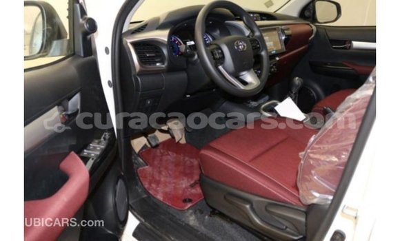 Buy Import Toyota Hilux White Car in Import - Dubai in Curacao Buy Import Toyota Hilux White Car in Import - Dubai in Curacao