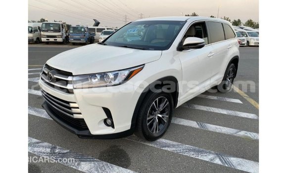 Buy Import Toyota Highlander White Car in Import - Dubai in Curacao Buy Import Toyota Highlander White Car in Import - Dubai in Curacao