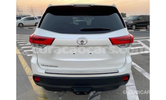 Buy Import Toyota Highlander White Car in Import - Dubai in Curacao Buy Import Toyota Highlander White Car in Import - Dubai in Curacao