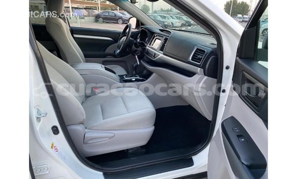 Buy Import Toyota Highlander White Car in Import - Dubai in Curacao Buy Import Toyota Highlander White Car in Import - Dubai in Curacao