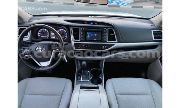 Buy Import Toyota Highlander White Car in Import - Dubai in Curacao Buy Import Toyota Highlander White Car in Import - Dubai in Curacao