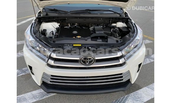 Buy Import Toyota Highlander White Car in Import - Dubai in Curacao Buy Import Toyota Highlander White Car in Import - Dubai in Curacao