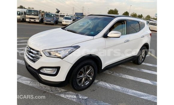 Buy Import Hyundai Santa Fe White Car in Import - Dubai in Curacao Buy Import Hyundai Santa Fe White Car in Import - Dubai in Curacao