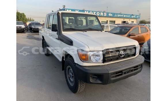 Buy Import Toyota Land Cruiser White Car in Import - Dubai in Curacao Buy Import Toyota Land Cruiser White Car in Import - Dubai in Curacao