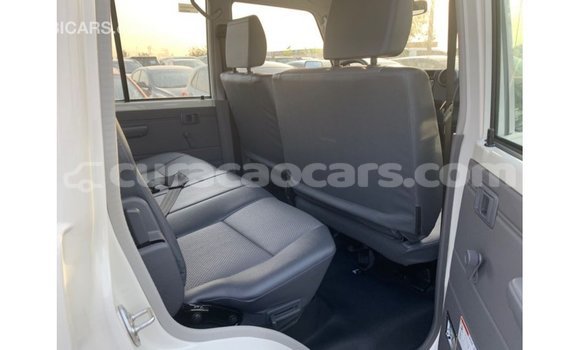 Buy Import Toyota Land Cruiser White Car in Import - Dubai in Curacao Buy Import Toyota Land Cruiser White Car in Import - Dubai in Curacao