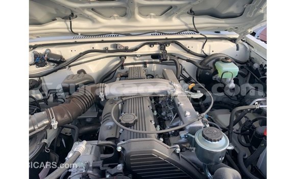 Buy Import Toyota Land Cruiser White Car in Import - Dubai in Curacao Buy Import Toyota Land Cruiser White Car in Import - Dubai in Curacao