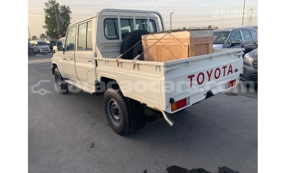Buy Import Toyota Land Cruiser White Car in Import - Dubai in Curacao Buy Import Toyota Land Cruiser White Car in Import - Dubai in Curacao