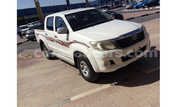 Buy Import Toyota Hilux White Car in Import - Dubai in Curacao Buy Import Toyota Hilux White Car in Import - Dubai in Curacao