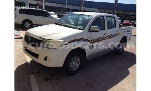 Buy Import Toyota Hilux White Car in Import - Dubai in Curacao Buy Import Toyota Hilux White Car in Import - Dubai in Curacao