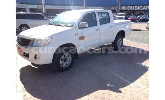 Buy Import Toyota Hilux White Car in Import - Dubai in Curacao Buy Import Toyota Hilux White Car in Import - Dubai in Curacao