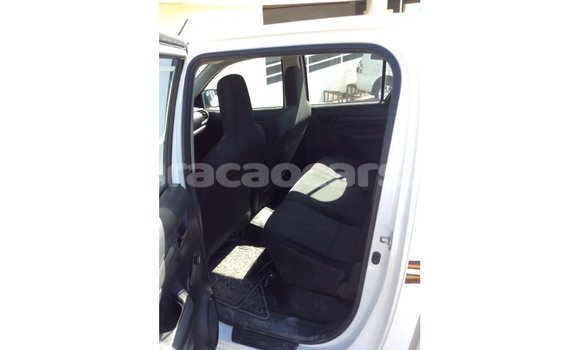 Buy Import Toyota Hilux White Car in Import - Dubai in Curacao Buy Import Toyota Hilux White Car in Import - Dubai in Curacao