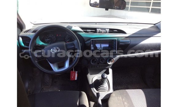 Buy Import Toyota Hilux White Car in Import - Dubai in Curacao Buy Import Toyota Hilux White Car in Import - Dubai in Curacao
