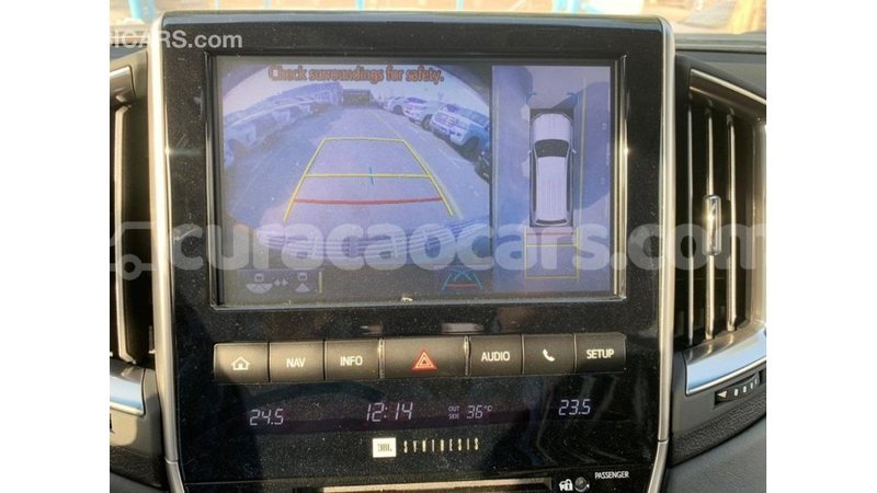 Big with watermark toyota land cruiser curacao import dubai 1980