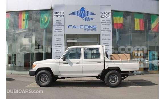 Buy Import Toyota Land Cruiser White Car in Import - Dubai in Curacao Buy Import Toyota Land Cruiser White Car in Import - Dubai in Curacao