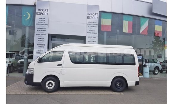 Buy Import Toyota Hiace White Car in Import - Dubai in Curacao Buy Import Toyota Hiace White Car in Import - Dubai in Curacao
