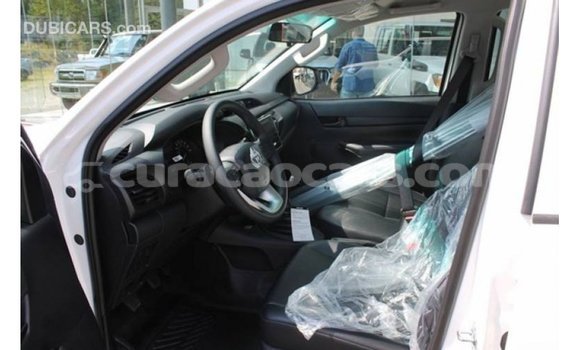 Buy Import Toyota Hilux White Car in Import - Dubai in Curacao Buy Import Toyota Hilux White Car in Import - Dubai in Curacao