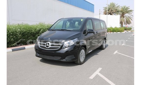 Buy Import Mercedes-Benz 250 Black Car in Import - Dubai in Curacao Buy Import Mercedes-Benz 250 Black Car in Import - Dubai in Curacao