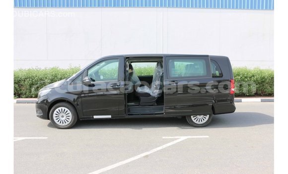 Buy Import Mercedes-Benz 250 Black Car in Import - Dubai in Curacao Buy Import Mercedes-Benz 250 Black Car in Import - Dubai in Curacao