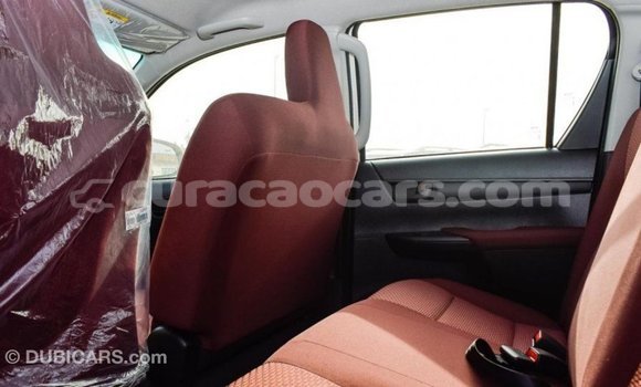 Buy Import Toyota Hilux White Car in Import - Dubai in Curacao Buy Import Toyota Hilux White Car in Import - Dubai in Curacao