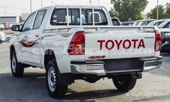 Buy Import Toyota Hilux White Car in Import - Dubai in Curacao Buy Import Toyota Hilux White Car in Import - Dubai in Curacao