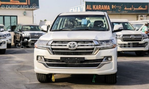 Buy Import Toyota Land Cruiser White Car in Import - Dubai in Curacao Buy Import Toyota Land Cruiser White Car in Import - Dubai in Curacao