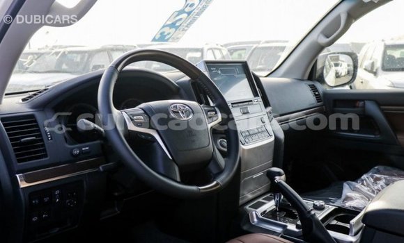 Buy Import Toyota Land Cruiser White Car in Import - Dubai in Curacao Buy Import Toyota Land Cruiser White Car in Import - Dubai in Curacao