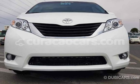 Buy Import Toyota Sienna White Car in Import - Dubai in Curacao Buy Import Toyota Sienna White Car in Import - Dubai in Curacao