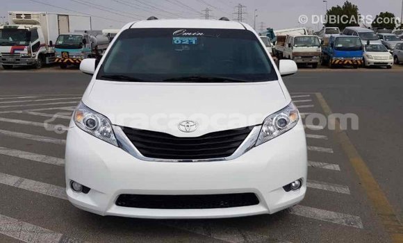 Buy Import Toyota Sienna White Car in Import - Dubai in Curacao Buy Import Toyota Sienna White Car in Import - Dubai in Curacao