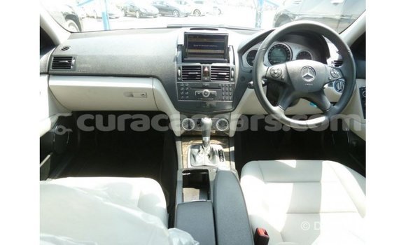Buy Import Mercedes-Benz 200 Black Car in Import - Dubai in Curacao Buy Import Mercedes-Benz 200 Black Car in Import - Dubai in Curacao