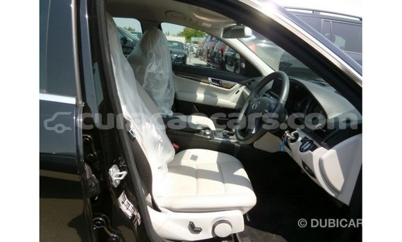 Buy Import Mercedes-Benz 200 Black Car in Import - Dubai in Curacao Buy Import Mercedes-Benz 200 Black Car in Import - Dubai in Curacao