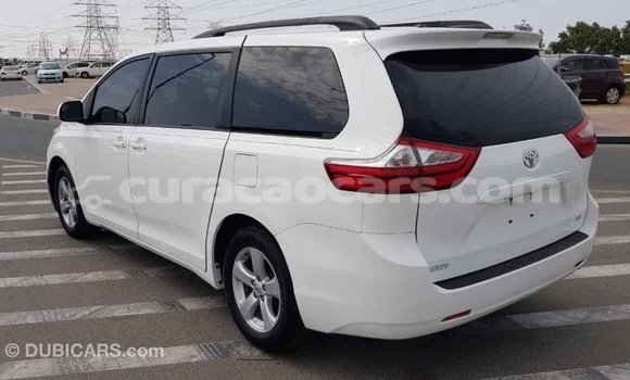 Buy Import Toyota Sienna White Car in Import - Dubai in Curacao Buy Import Toyota Sienna White Car in Import - Dubai in Curacao