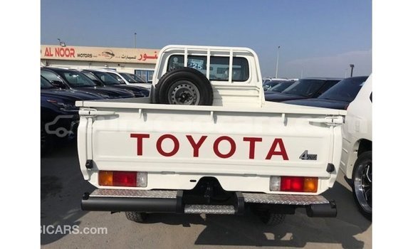 Buy Import Toyota Land Cruiser White Car in Import - Dubai in Curacao Buy Import Toyota Land Cruiser White Car in Import - Dubai in Curacao