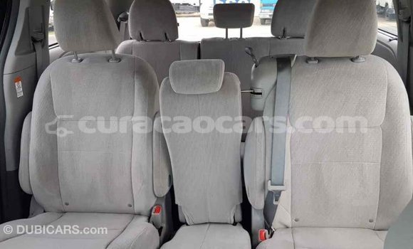 Buy Import Toyota Sienna White Car in Import - Dubai in Curacao Buy Import Toyota Sienna White Car in Import - Dubai in Curacao