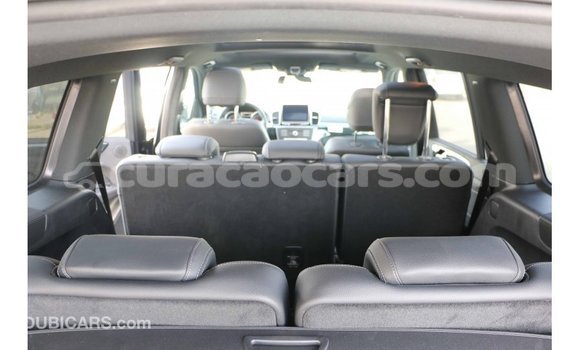 Buy Import Mercedes-Benz 190 (W201) Black Car in Import - Dubai in Curacao Buy Import Mercedes-Benz 190 (W201) Black Car in Import - Dubai in Curacao