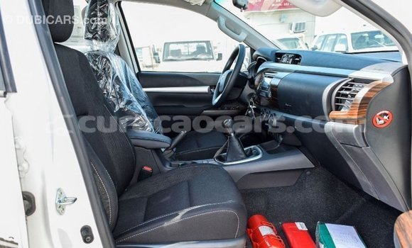Buy Import Toyota Hilux White Car in Import - Dubai in Curacao Buy Import Toyota Hilux White Car in Import - Dubai in Curacao