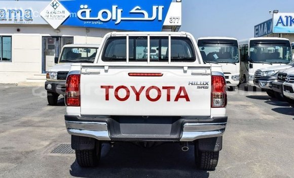 Buy Import Toyota Hilux White Car in Import - Dubai in Curacao Buy Import Toyota Hilux White Car in Import - Dubai in Curacao