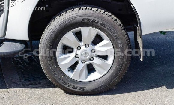 Buy Import Toyota Hilux White Car in Import - Dubai in Curacao Buy Import Toyota Hilux White Car in Import - Dubai in Curacao