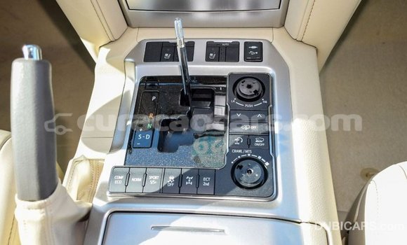 Buy Import Toyota Land Cruiser White Car in Import - Dubai in Curacao Buy Import Toyota Land Cruiser White Car in Import - Dubai in Curacao