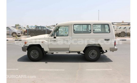Buy Import Toyota Land Cruiser White Car in Import - Dubai in Curacao Buy Import Toyota Land Cruiser White Car in Import - Dubai in Curacao