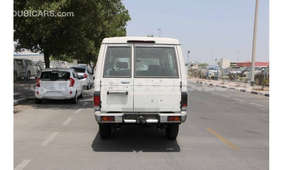 Buy Import Toyota Land Cruiser White Car in Import - Dubai in Curacao Buy Import Toyota Land Cruiser White Car in Import - Dubai in Curacao