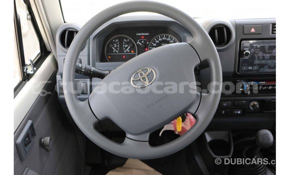 Buy Import Toyota Land Cruiser White Car in Import - Dubai in Curacao Buy Import Toyota Land Cruiser White Car in Import - Dubai in Curacao