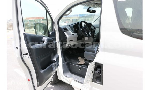 Buy Import Toyota Hiace White Car in Import - Dubai in Curacao Buy Import Toyota Hiace White Car in Import - Dubai in Curacao