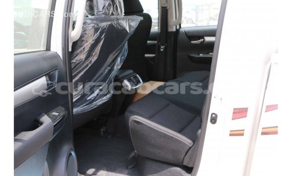 Buy Import Toyota Hilux White Car in Import - Dubai in Curacao Buy Import Toyota Hilux White Car in Import - Dubai in Curacao
