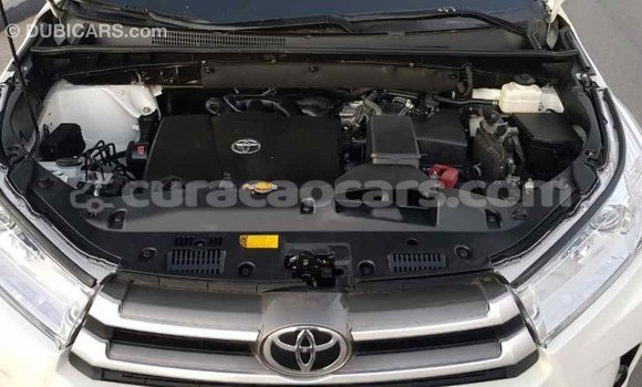 Buy Import Toyota Highlander White Car in Import - Dubai in Curacao Buy Import Toyota Highlander White Car in Import - Dubai in Curacao