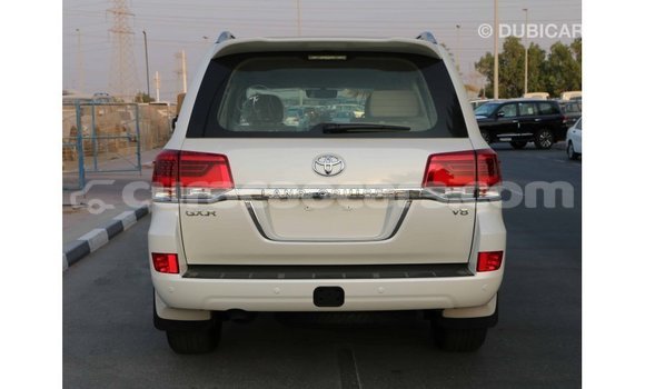 Buy Import Toyota Land Cruiser White Car in Import - Dubai in Curacao Buy Import Toyota Land Cruiser White Car in Import - Dubai in Curacao