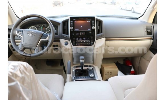Buy Import Toyota Land Cruiser White Car in Import - Dubai in Curacao Buy Import Toyota Land Cruiser White Car in Import - Dubai in Curacao